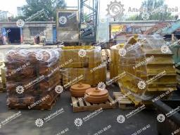 Гусеницы, цепи, ленивцы, катки, ролики, траки, сегменты, гайки в Екатеринбурге